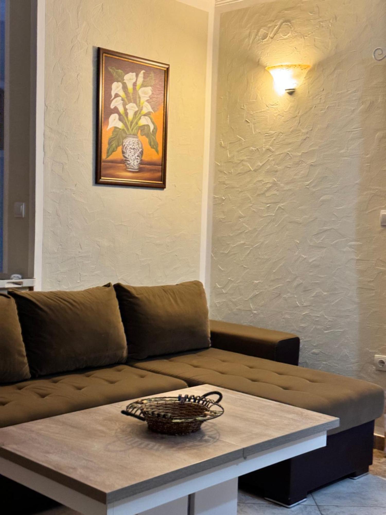 Carine Garden Risan Exterior foto