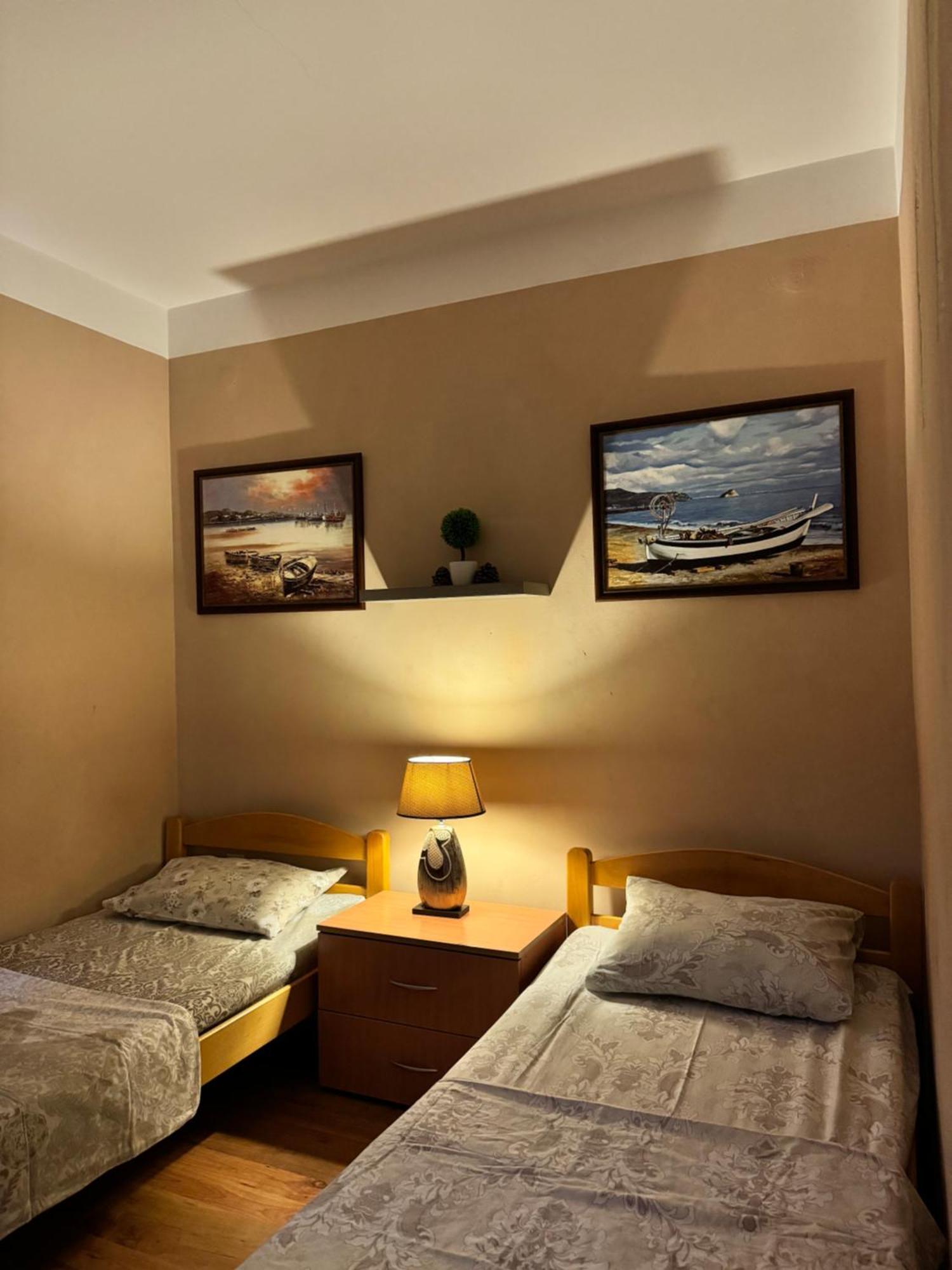 Carine Garden Risan Exterior foto